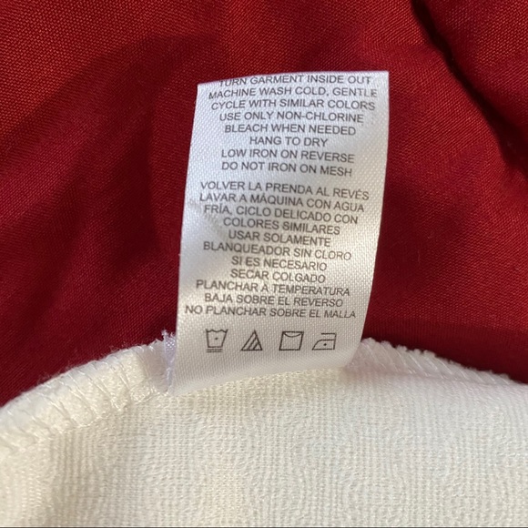 Marilyn Monroe NWT Off White Armless Peplum Top S - Picture 9 of 15